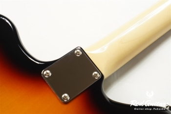 MADE IN JAPAN TRADITIONAL 60S JAGUAR - 3 Color Sunburst